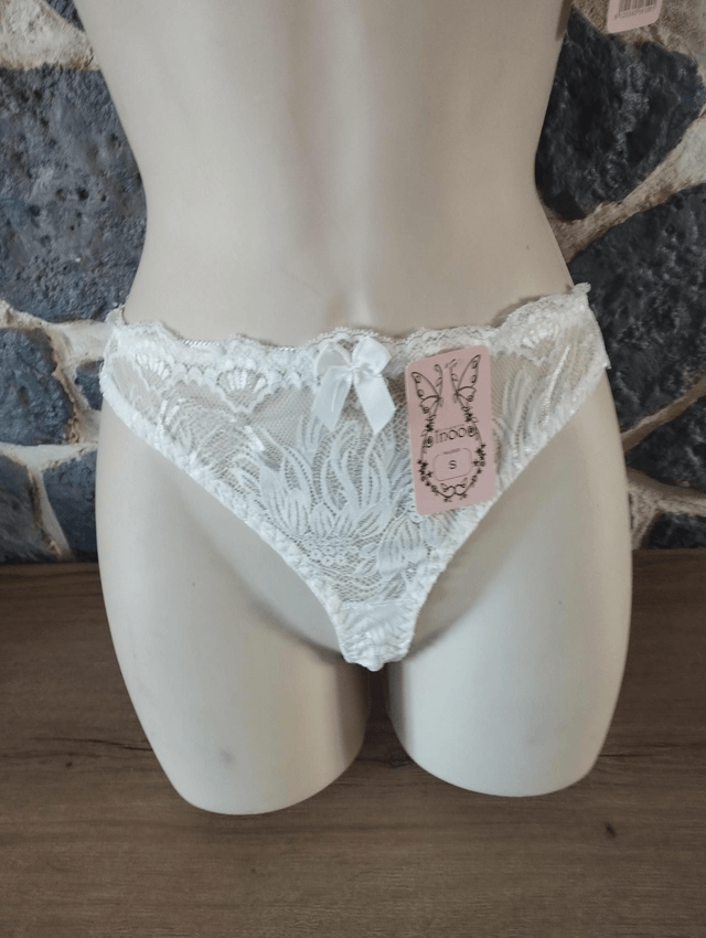 Ensemble bonnet C ivoire sans rembourrage avec armatures