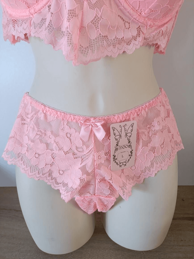 Ensemble bonnet D rose avec shorty . Armatures et rembourrage léger 