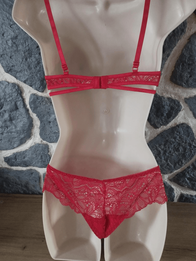Ensemble triangle sans armatures rouge