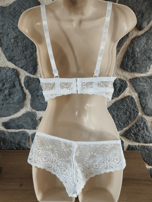 Ensemble bonnet E blanc sans rembourrage du 95E au 110E