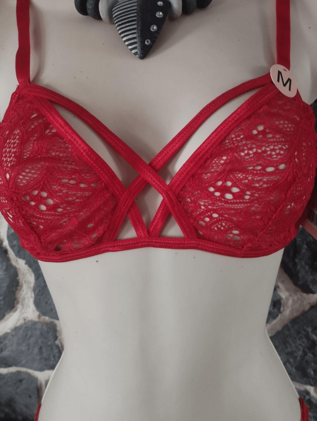 Ensemble triangle sans armatures rouge