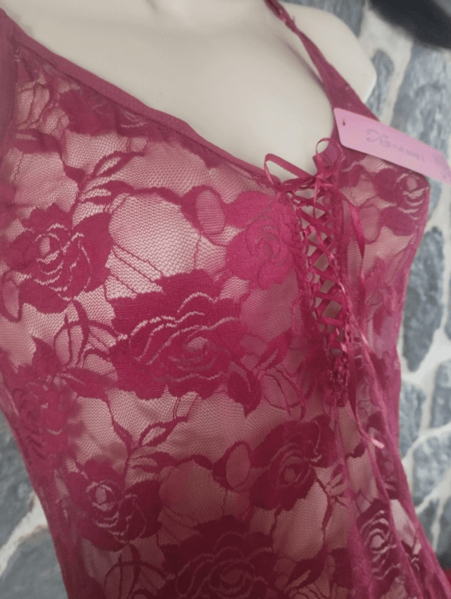 Nuisette fushia L/XL et son string
