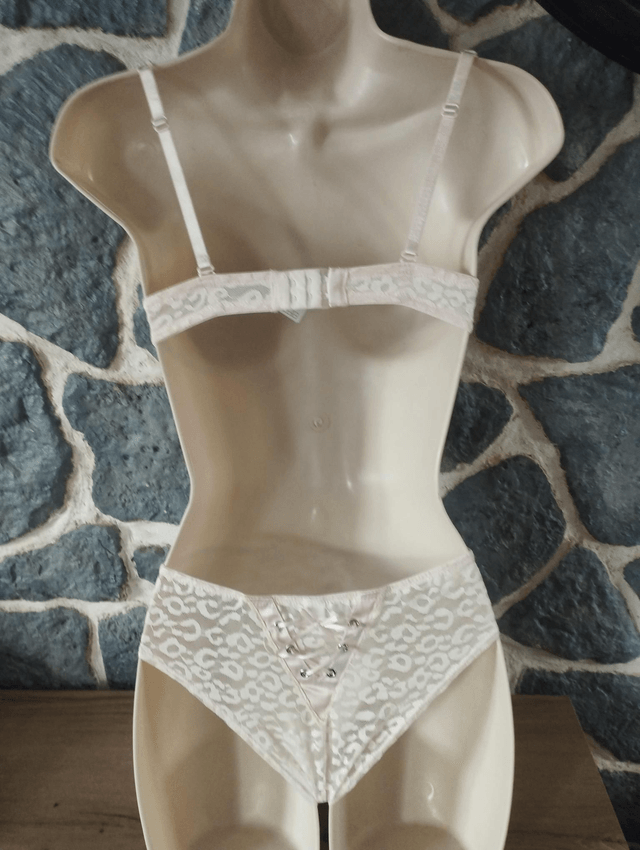 Ensemble  rose poudré avec shorty pour le bas