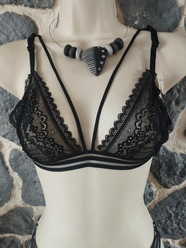 Ensemble triangle sans armatures ni rembourrage noir 
