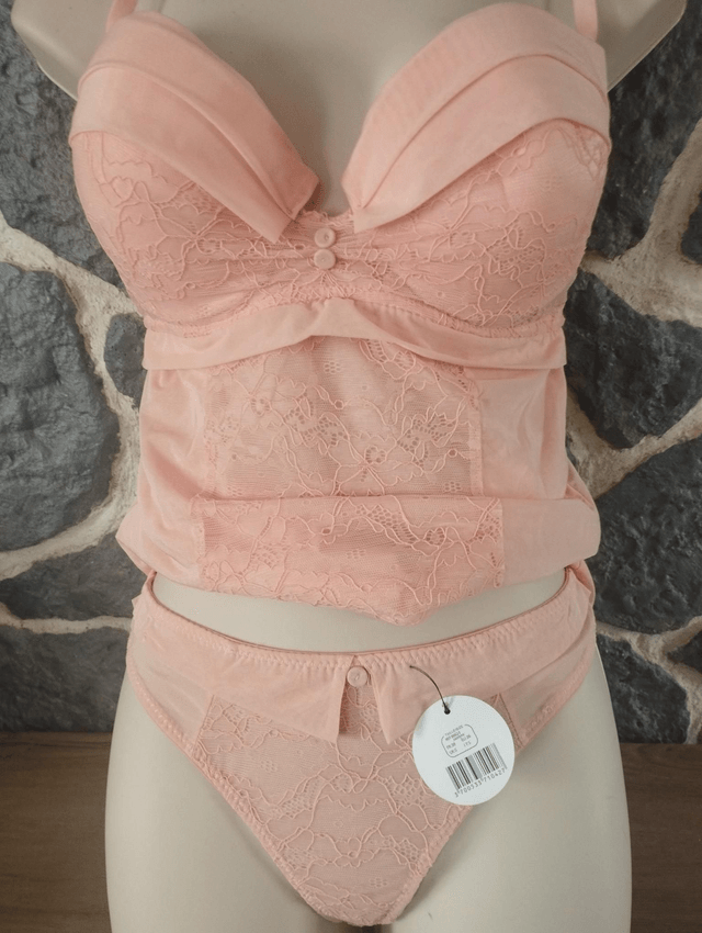 Ensemble caraco et string abricot