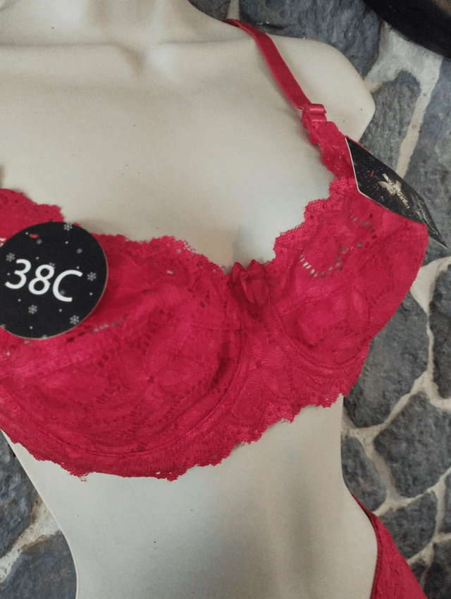 Ensemble 90C Sans rembourrage avec armatures. Shorty en M