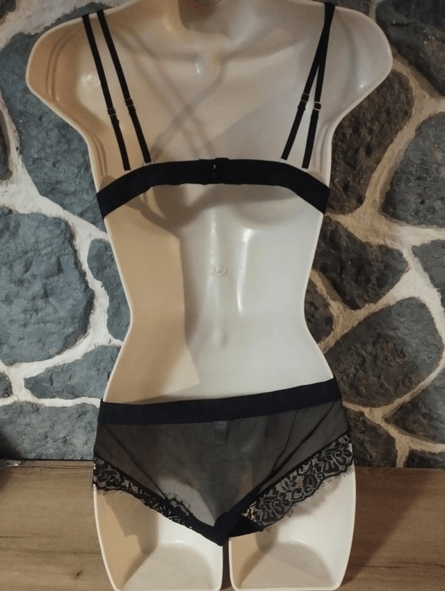 Ensemble triangle sans armatures ni rembourrage velour  noir
