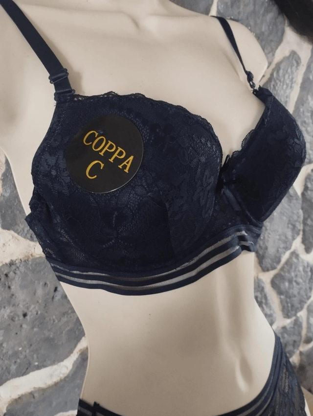 Ensemble Bonnet C bleu foncé avec rembourrage et armatures