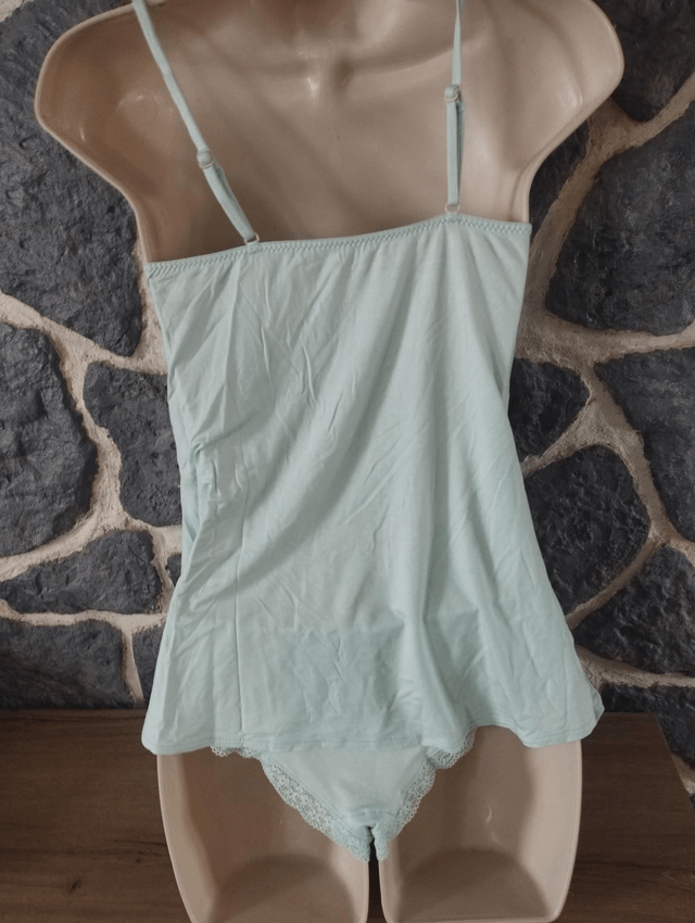 Ensemble caraco et shorty couleur vert d'eau
