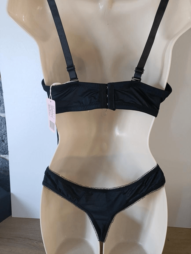 Ensemble bonnet D avec Tangas, avec armatures et rembourrage léger 