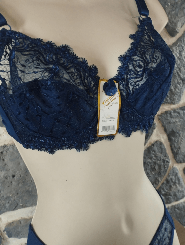 Ensemble bonnet C sans rembourrage avec armatures bleu marine