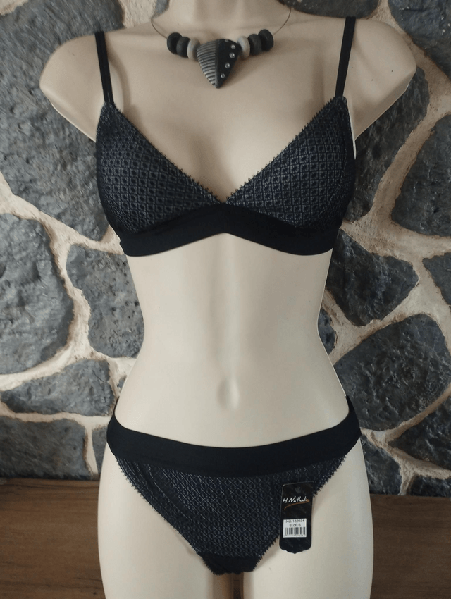Ensemble triangle gris et noir. Taille S