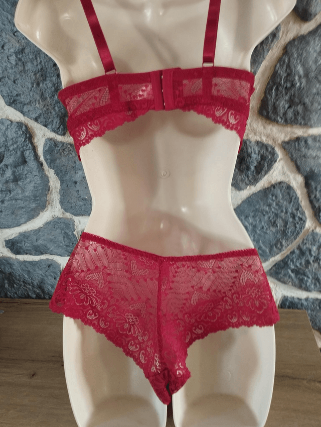 Ensemble bonnet E rouge grenat sans rembourrage du 95E au 110E