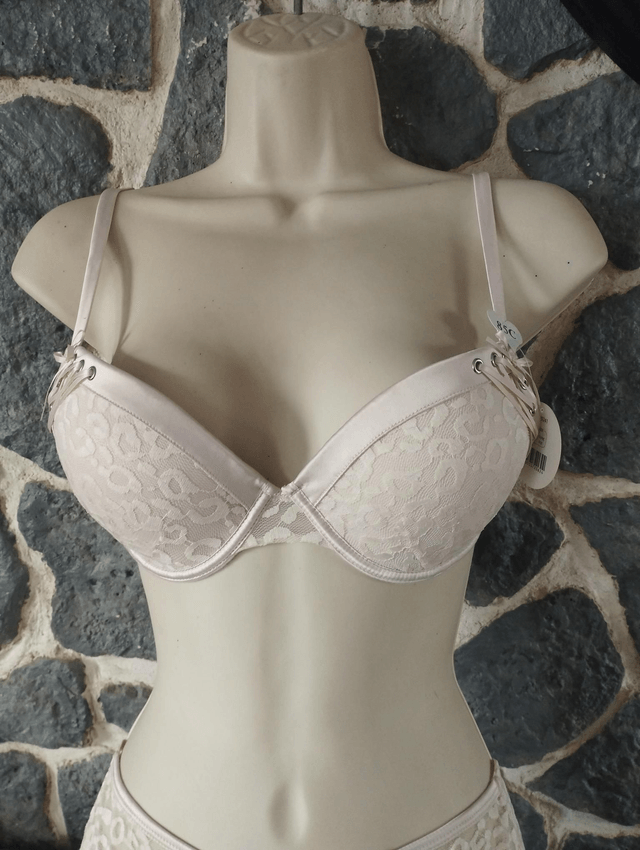 Ensemble  rose poudré avec shorty pour le bas