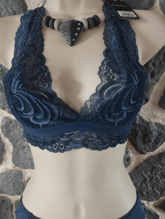 Ensemble triangle sans armatures ni rembourrage bleu marine dos papillon