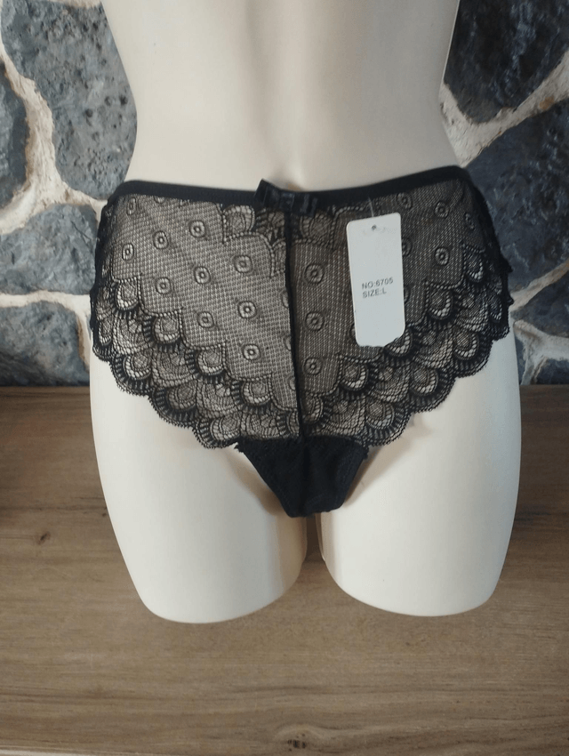 Ensemble bonnet C 85C et L pour le tanga