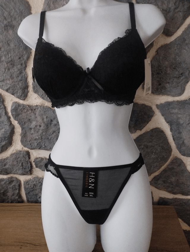 Ensemble bonnet B noir avec rembourrage et armatures, push up